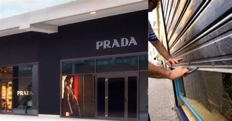 spaccio di prada a casette d& 39|Il Castagno outlet Village .